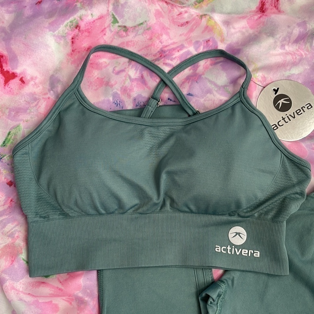Brand New Activera High Waist Tummy Control Leggings & Padded Sports Bra Set - Picture 3 of 7